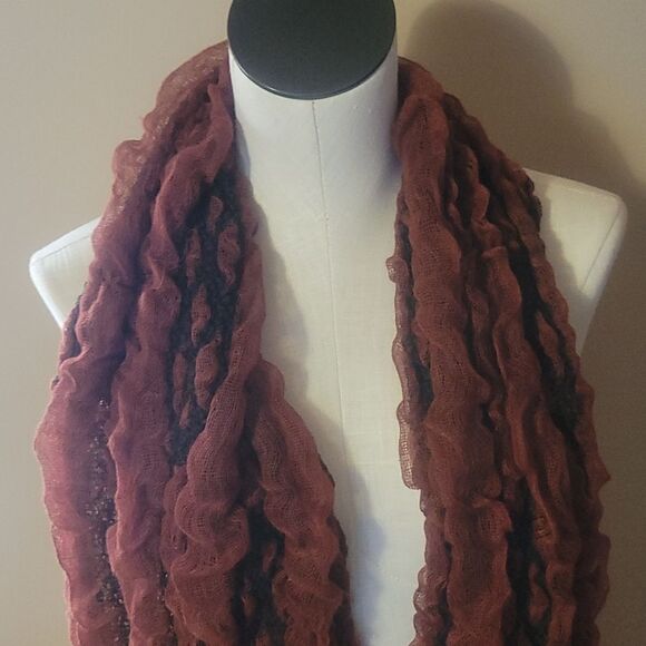 Scarf   - Picture 3 of 4